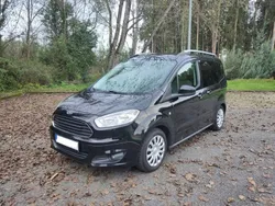 Usado 2016 Ford Tourneo Courier Titanium Monovolume | € 8.300