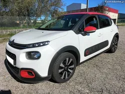 Cinza Usado 2017 Citroën C3 PureTech Citadino | € 9.850 (Bom preço)