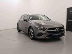 Outro Usado 2023 Mercedes A200 Sedan | € 28.990