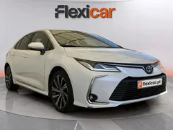 Branco Usado 2022 Toyota Corolla Sedan | € 23.990 (Preço justo)