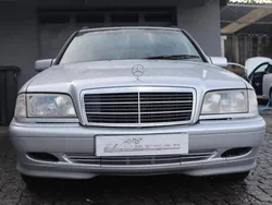 Cinzento Usado 1997 Mercedes C220 Elegance Carrinha | € 4.500