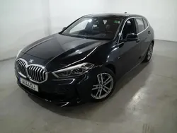 Preto Usado 2021 BMW 118 Citadino | € 22.990 (Preço justo)