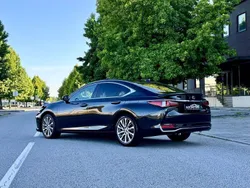 Lexus ES300H