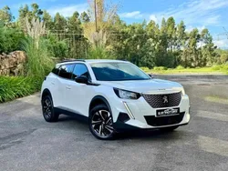 Branco Usado 2022 Peugeot e-2008 Allure SUV | € 24.900 (Preço justo)