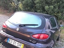 Usado 2001 Alfa Romeo 147 Citadino | € 2.400