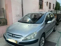 Usado 2003 Peugeot 307 Sedan | € 1.850 (Preço justo)