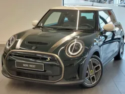Verde Usado 2022 Mini Cooper SE Classic Citadino | € 24.900 (Preço justo)