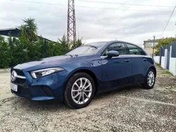 Azul Usado 2020 Mercedes A250 Citadino | € 23.750 (Bom preço)