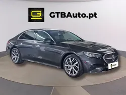 Cinza Usado 2024 Mercedes E300 Avantgarde Sedan | € 49.499