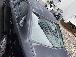 Usado 2005 Ford Focus Ghia Sedan | € 2.100