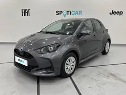 Cinza Usado 2022 Toyota Yaris Comfort | € 19.500 (Bom preço)