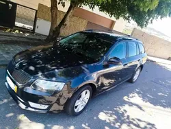 Preto Usado 2015 Skoda Octavia Carrinha | € 5.700