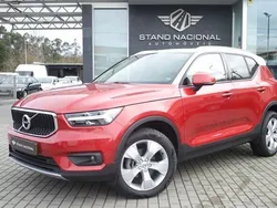 Vermelho Usado 2019 Volvo XC40 Momentum SUV | € 29.500 (Preço justo)