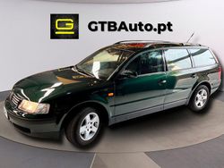 Verde Usado 1997 VW Passat Carrinha | € 3.300 (Bom preço)