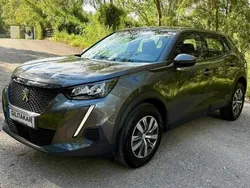 Cinzento Usado 2020 Peugeot 2008 SUV | € 16.900 (Preço justo)