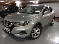 Cinzento Usado 2018 Nissan Qashqai SUV | € 16.900 (Preço justo)