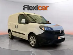 Branco Usado 2022 Fiat Doblò Easy Monovolume | € 13.480 (Bom preço)