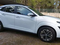 Branco Usado 2024 Hyundai Kauai SUV | € 21.900 (Bom preço)