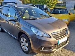 Cinza Usado 2015 Peugeot 2008 Allure SUV | € 11.750 (Preço justo)