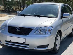 Usado 2003 Toyota Corolla Sedan | € 4.399