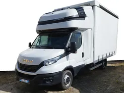 Branco Usado 2023 Iveco Daily | € 38.599 (Preço justo)