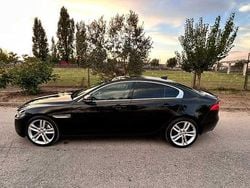 Usado 2017 Jaguar XE Sedan | € 18.500 (Preço justo)