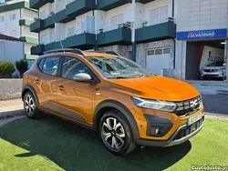Vermelho Usado 2023 Dacia Sandero Extreme Citadino | € 17.950 (Preço justo)