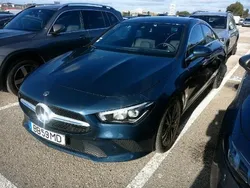 Azul denim Usado 2023 Mercedes CLA180 Sedan | € 39.900 (Preço justo)