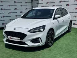 Branco Usado 2020 Ford Focus ST-Line | € 15.650 (Preço justo)