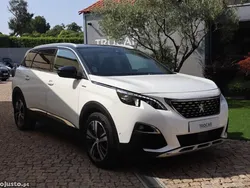 Branco Usado 2018 Peugeot 5008 GT-line Monovolume | € 23.950 (Preço elevado)