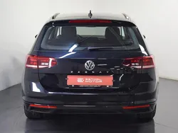 Azul Usado 2020 VW Passat Business Carrinha | € 24.900 (Preço elevado)