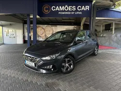 Castanho Usado 2021 Hyundai i30 Trend | € 15.980 (Preço elevado)