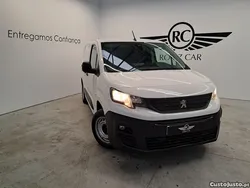 Branco Usado 2020 Peugeot Partner Monovolume | € 11.900 (Bom preço)