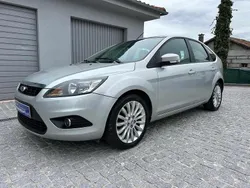 Cinza Usado 2008 Ford Focus Trend Citadino | € 4.950 (Preço justo)