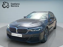 Cinza Usado 2023 BMW 520 Carrinha | € 48.900 (Preço elevado)