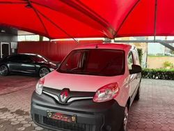 Branco Usado 2020 Renault Kangoo Monovolume | € 13.250 (Preço justo)