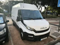 Branco Usado 2017 Iveco Daily | € 17.950 (Preço justo)
