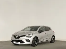 Cinzento platina Usado 2023 Renault Clio V Techno Citadino | € 17.490 (Preço justo)