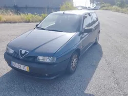 Azul Usado 1997 Alfa Romeo 145 Citadino | € 900