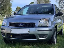 Usado 2005 Ford Fusion Sedan | € 3.850