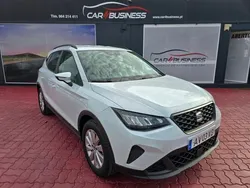 Branco Usado 2023 Seat Arona Style SUV | € 19.490 (Preço justo)