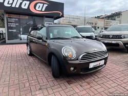 Castanho Usado 2010 Mini One Clubman Carrinha | € 9.750
