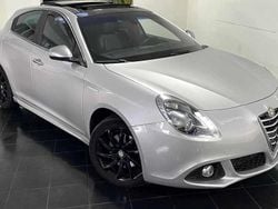 Cinzento Usado 2015 Alfa Romeo Giulietta Citadino | € 14.500 (Caro)