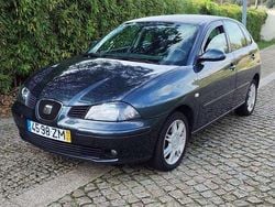 Cinzento Usado 2005 Seat Ibiza | € 2.600 (Preço justo)