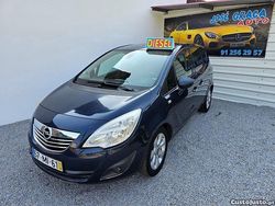 Cinza Usado 2011 Opel Meriva Monovolume | € 4.950 (Preço justo)