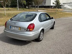 Cinza Usado 2000 Toyota Corolla Sedan | € 2.500
