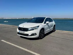 Branco Usado 2016 DS Automobiles DS4 So Chic | € 15.500