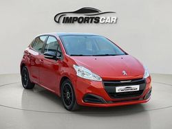 Laranja Usado 2017 Peugeot 208 Citadino | € 9.999 (Preço justo)