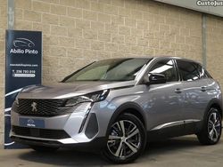 Cinza Usado 2024 Peugeot 3008 Allure Sedan | € 28.750