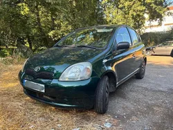 Usado 2002 Toyota Yaris Sedan | € 3.750 (Preço justo)